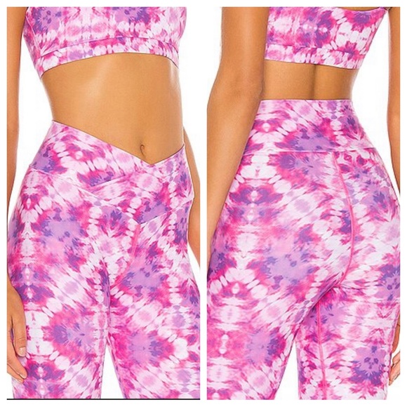 Beach Riot Cara Leggings in Pink/Purple Tie Dye - Picture 3 of 11